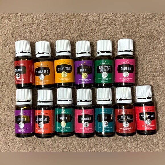 Essential Oil Collection Set - Picture 5 of 6